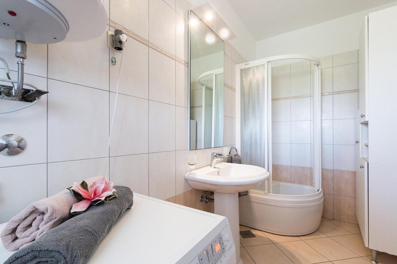 Apartment Carmen Pula Zewnętrze zdjęcie